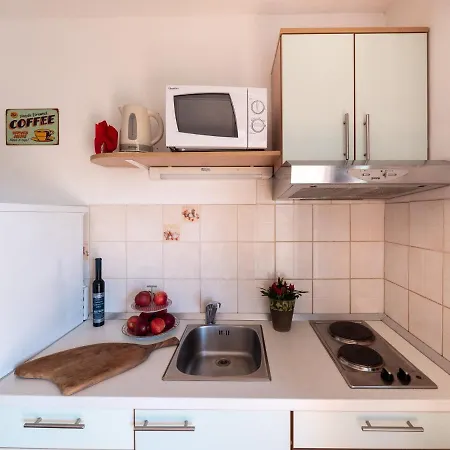 Apartments Zaton 자톤