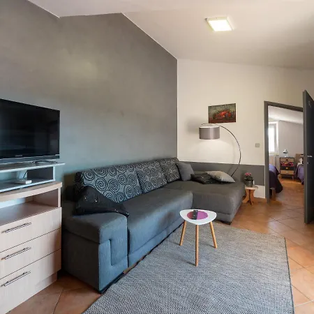 公寓 Apartments Zaton 扎顿
