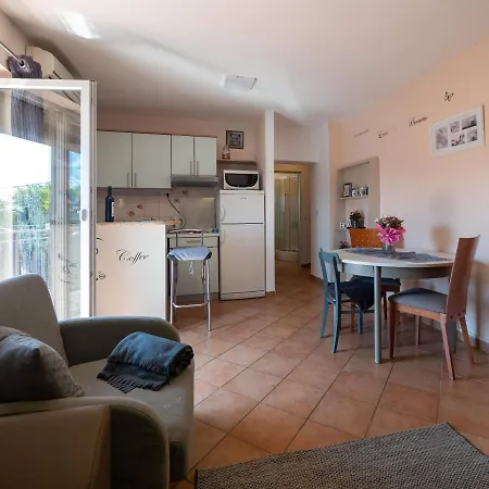 Apartments Zaton