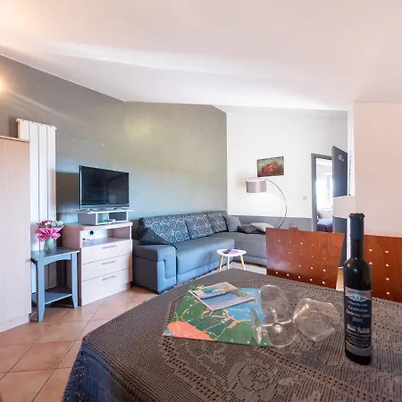 公寓 Apartments Zaton *