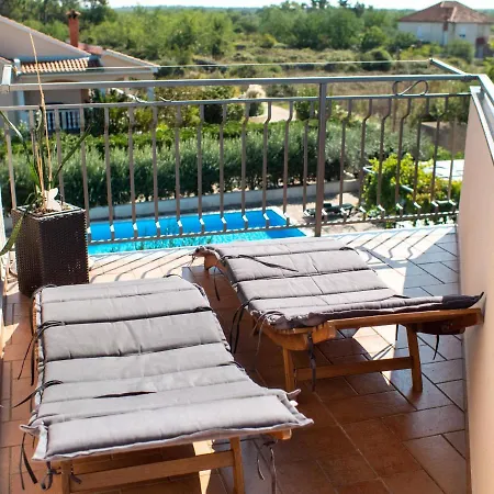 Apartments Zaton 자톤