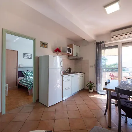 Apartments Zaton Апартаменты *