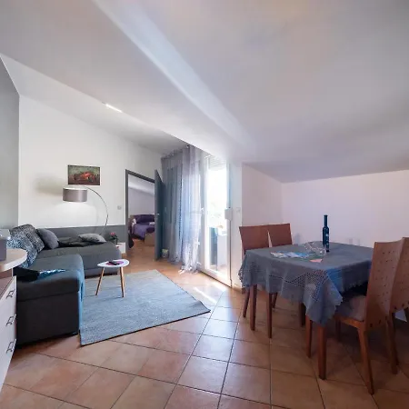 Апартаменты Apartments Zaton *