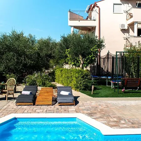 Zaton Apartment *