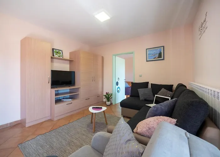 Apartments Zaton *