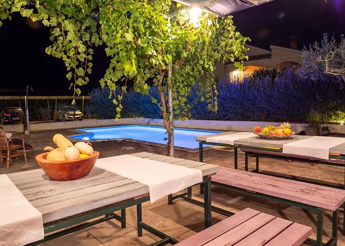 Apartments Zaton זאטון