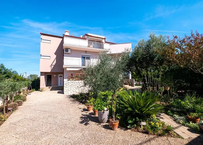 Апартаменты Apartments Zaton Затон